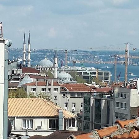 Waterfall Istanbul Luaran gambar